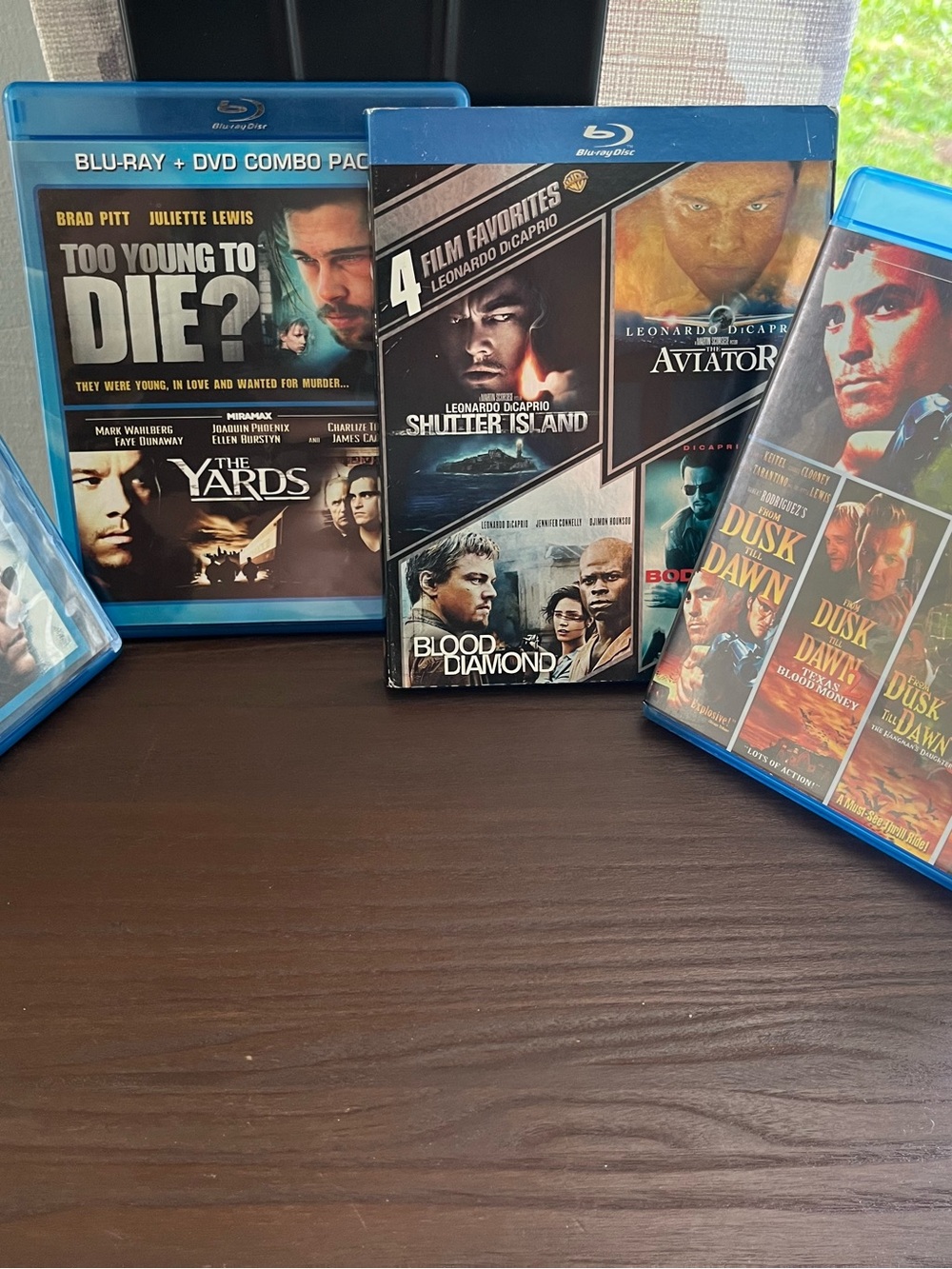 Set of 4 Blu-ray Movie Combo Pack Lot with Varied Covers (Black/Brown/Blue)